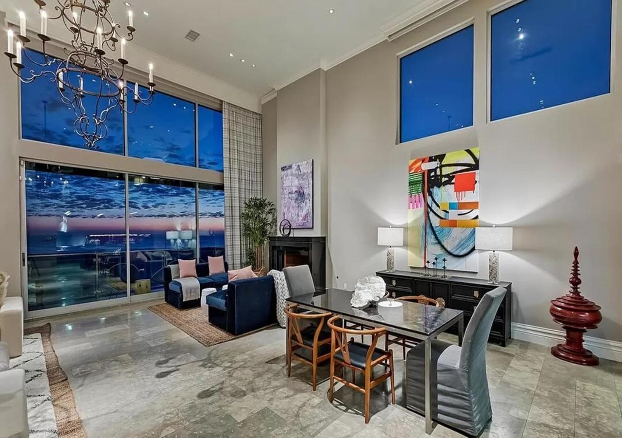 Exceptional 3 Bedrooms On The Beach Penthouse Los Angeles