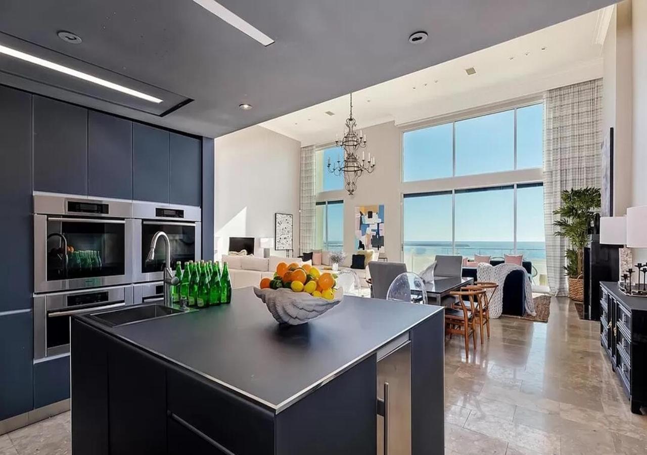 Exceptional 3 Bedrooms On The Beach Penthouse