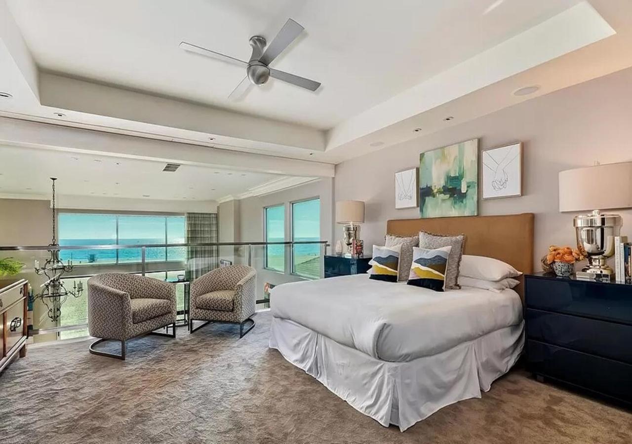 Apartment Exceptional 3 Bedrooms On The Beach Penthouse *